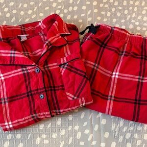 Women’s Holiday Plaid Pajama Set